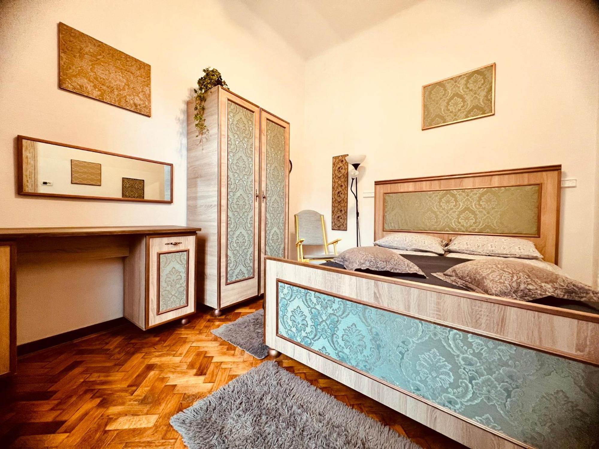 Elizabeth Brasov Apartment ภายนอก รูปภาพ
